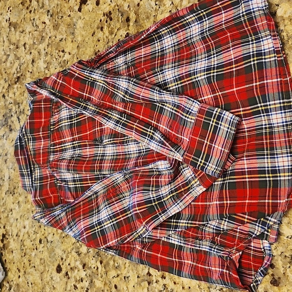 Boys Gap button down - Picture 3 of 3
